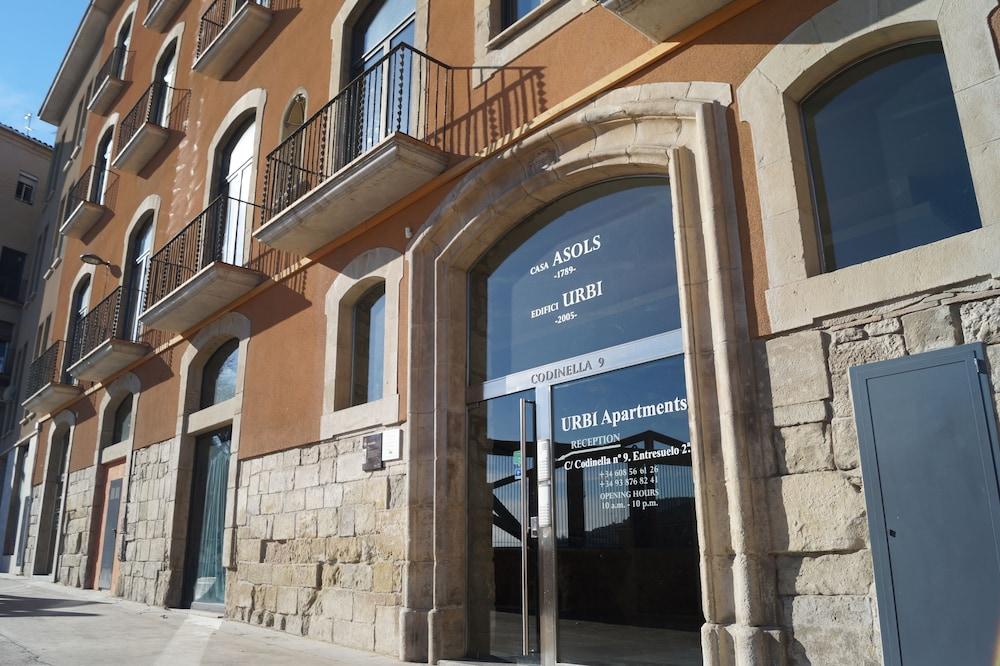 Urbi Apartments Manresa Buitenkant foto