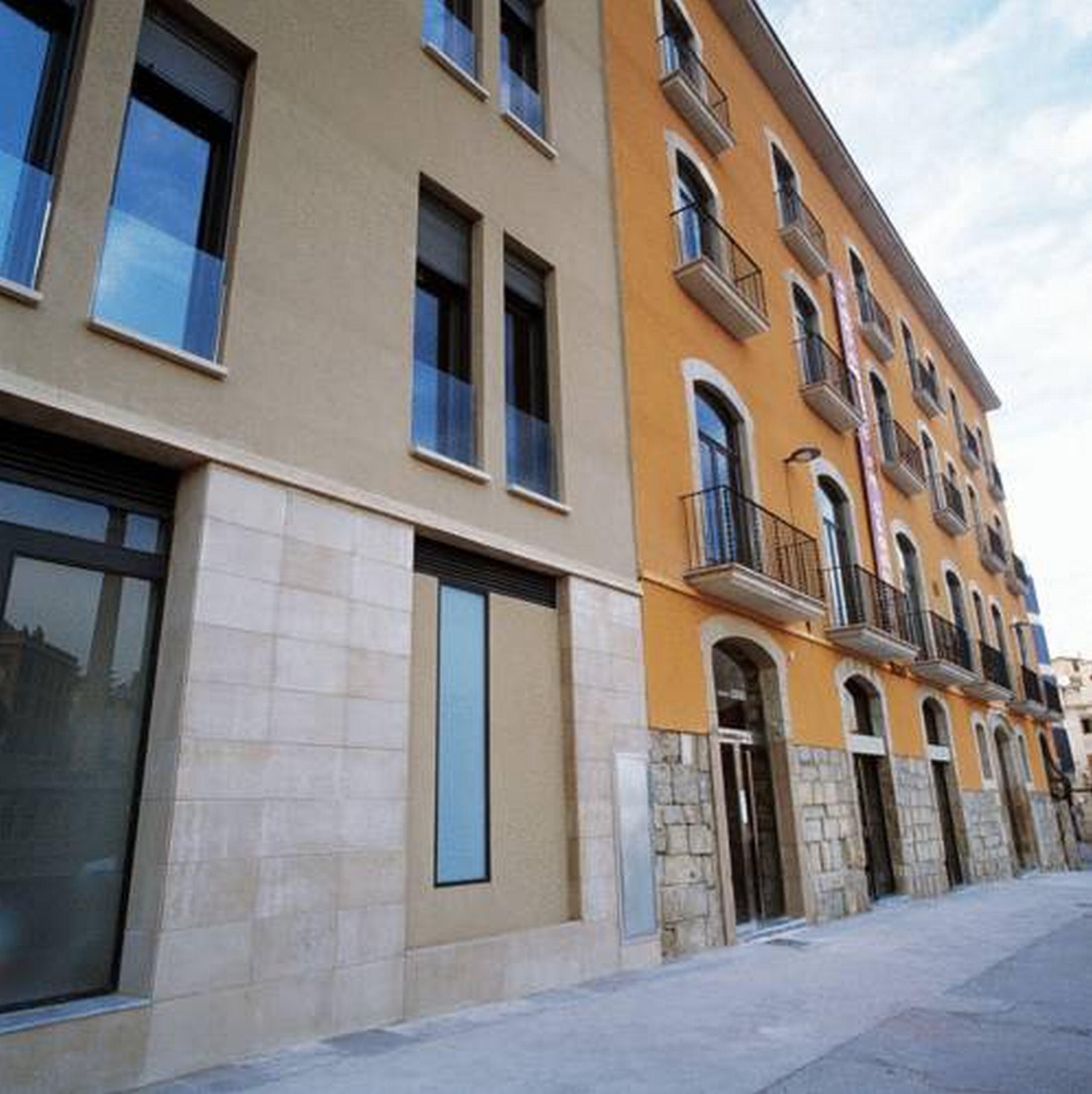 Urbi Apartments Manresa Buitenkant foto