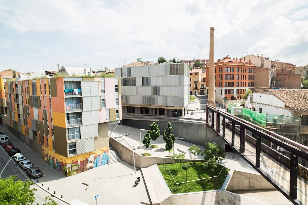 Urbi Apartments Manresa Buitenkant foto