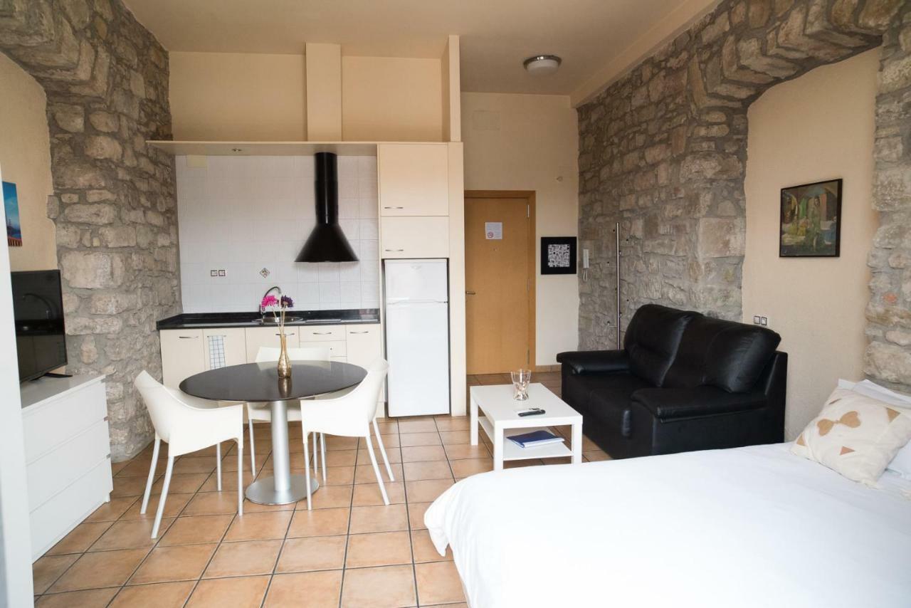 Urbi Apartments Manresa Buitenkant foto